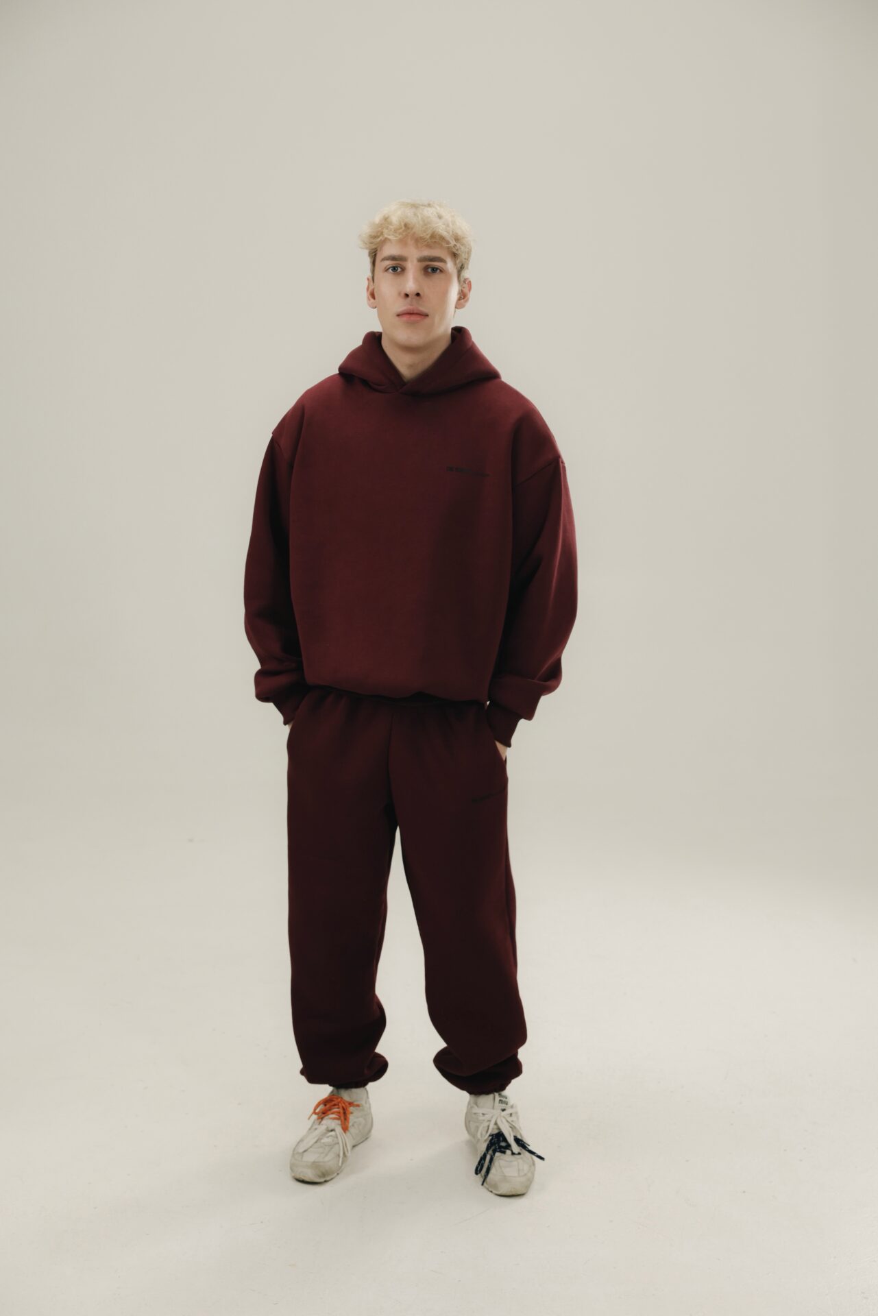 Model 1 Burgundy — prikaz 4